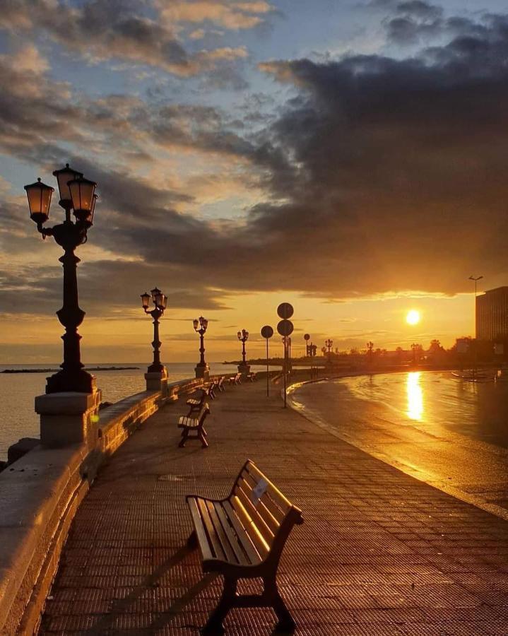 L'Incanto Del Borgo Antico- Locazione Turistica Bari Exterior photo
