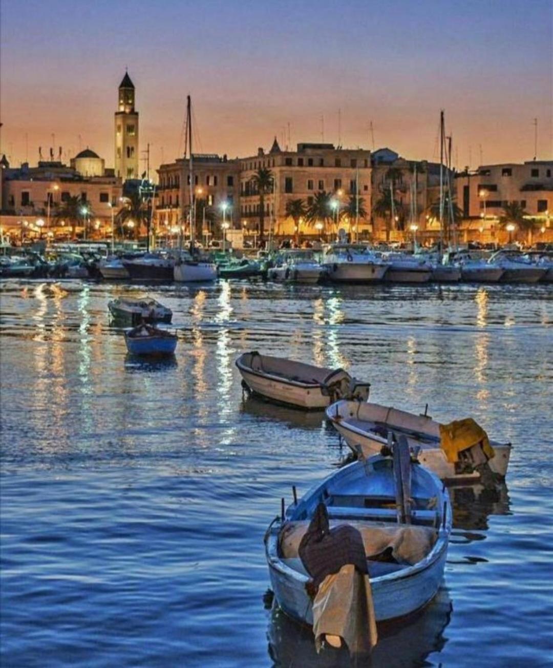 L'Incanto Del Borgo Antico- Locazione Turistica Bari Exterior photo