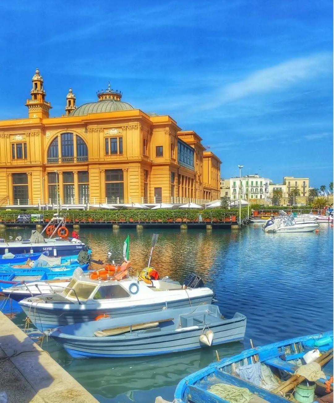 L'Incanto Del Borgo Antico- Locazione Turistica Bari Exterior photo